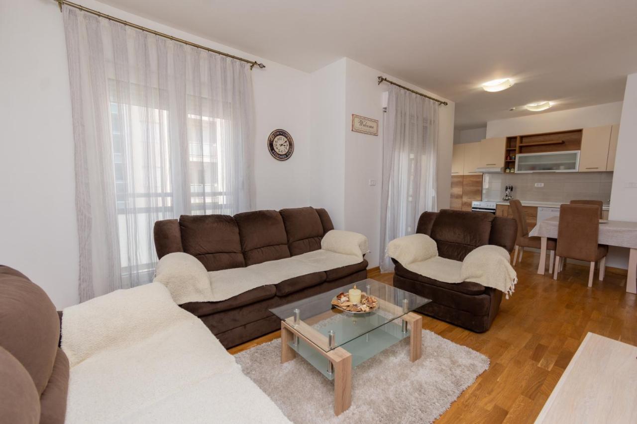 City Compass Apartment 2 Podgorica Esterno foto
